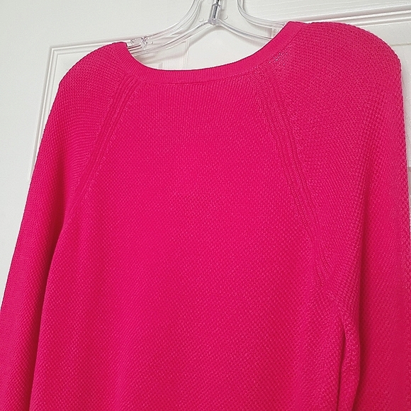 GAP V-Neck Pullover Sweater - Picture 5 of 7
